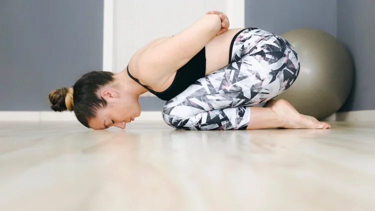 How to Do Standing Hip Circles