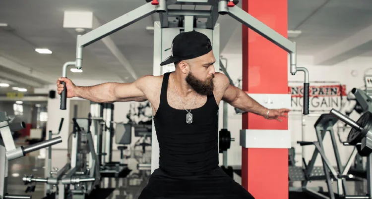 How to Do the Machine Chest Press Correctly