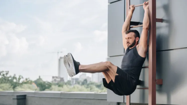 The Proper Technique of Hanging Leg Raise