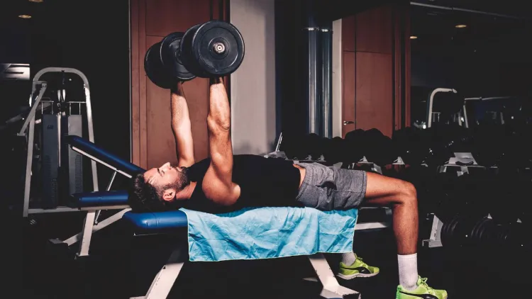 Is it possible to Train Your Chest With Dumbbells Only?