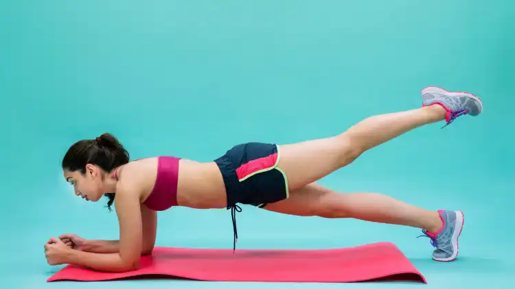 10. Hanging Oblique Knee Raises