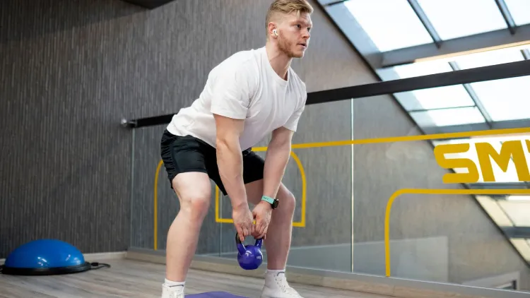 How to Do a Sumo Squat