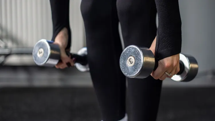 How to Do Barbell Shrugs