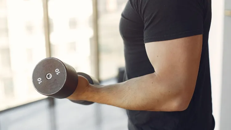 5. Dumbbell Reverse Curl